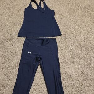 Under Armour Women's Dark Blue Leggings Set. Size SM